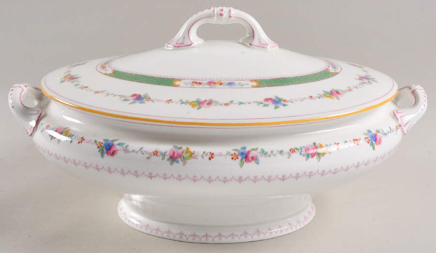 The Belgrade Oval Tureen & Lid by Royal Doulton-1