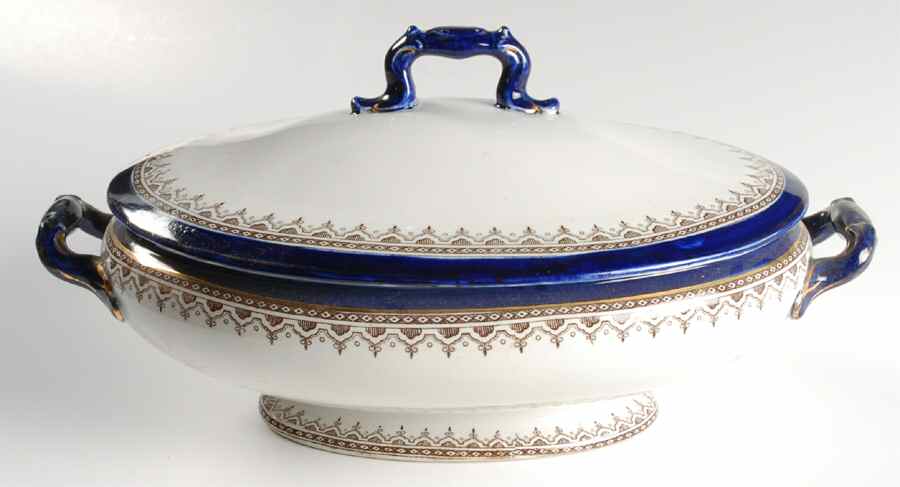 Belmont Oval Covered Vegetable by Royal Doulton-1