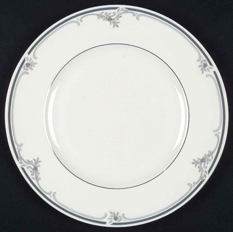 Belton Dinner Plate by Royal Doulton-1