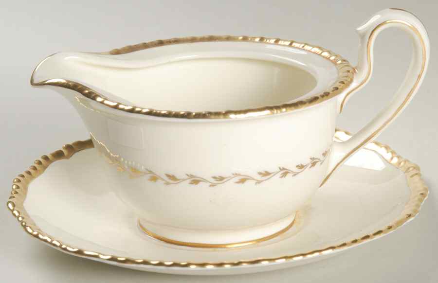 Belvedere Gravy Boat with Attached Underplate by Royal Doulton-1