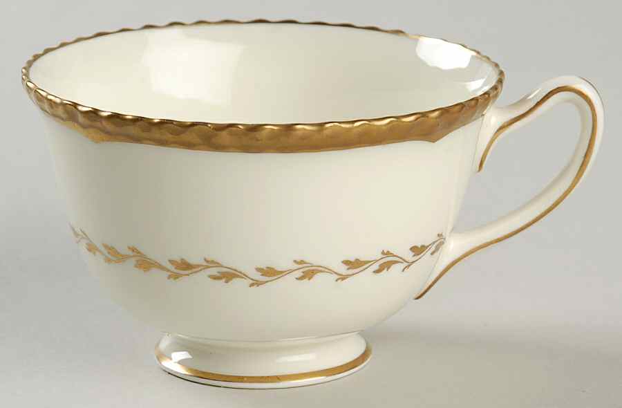 Belvedere Footed Cup by Royal Doulton-1