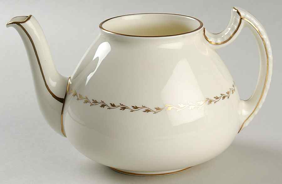 Belvedere Teapot No Lid by Royal Doulton-1