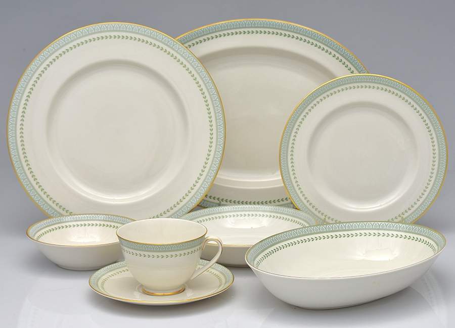 Berkshire 50 Piece Estate Set by Royal Doulton-1