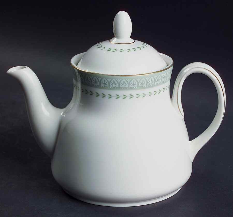 Berkshire Mini Teapot & Lid by Royal Doulton-1