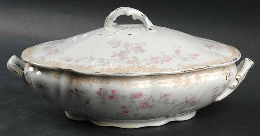 Bernice Oval Covered Vegetable by Royal Doulton-1