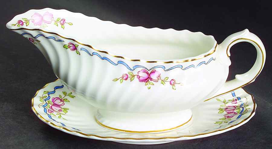 The Beverley Gravy Boat & Underplate by Royal Doulton-1