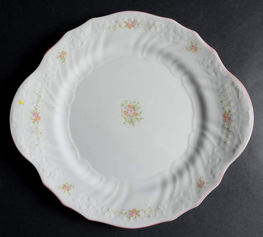 Biarritz Handled Cake Plate by Royal Doulton-1