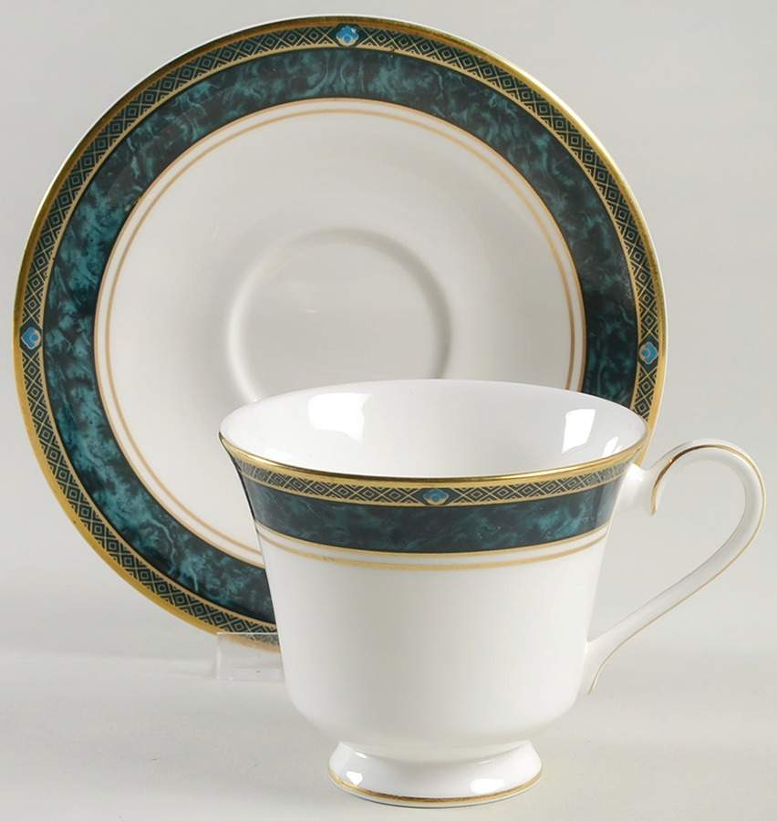 Biltmore Footed Cup & Saucer Set by Royal Doulton-1