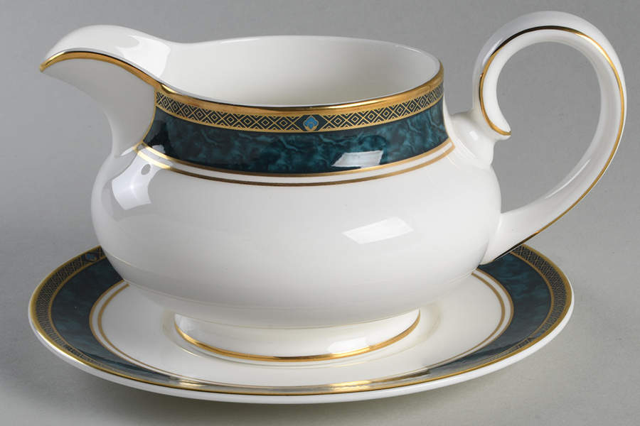 Biltmore Round Gravy Boat & Underplate by Royal Doulton-1