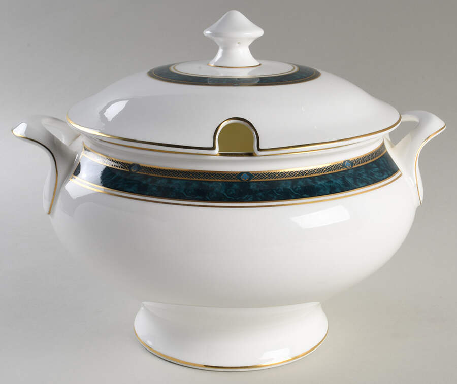 Biltmore Tureen &  Lid by Royal Doulton-1
