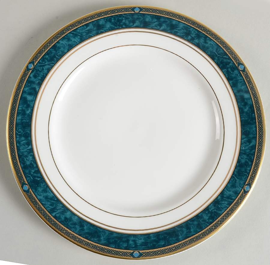 Biltmore Luncheon Plate by Royal Doulton-1