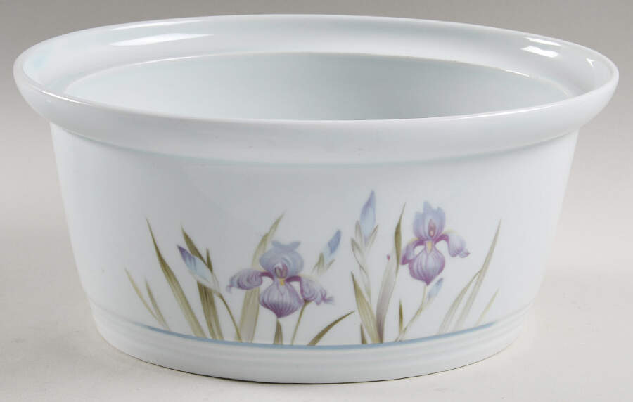 Blue Iris 2 Quart Oval Covered Casserole No Lid by Royal Doulton-1