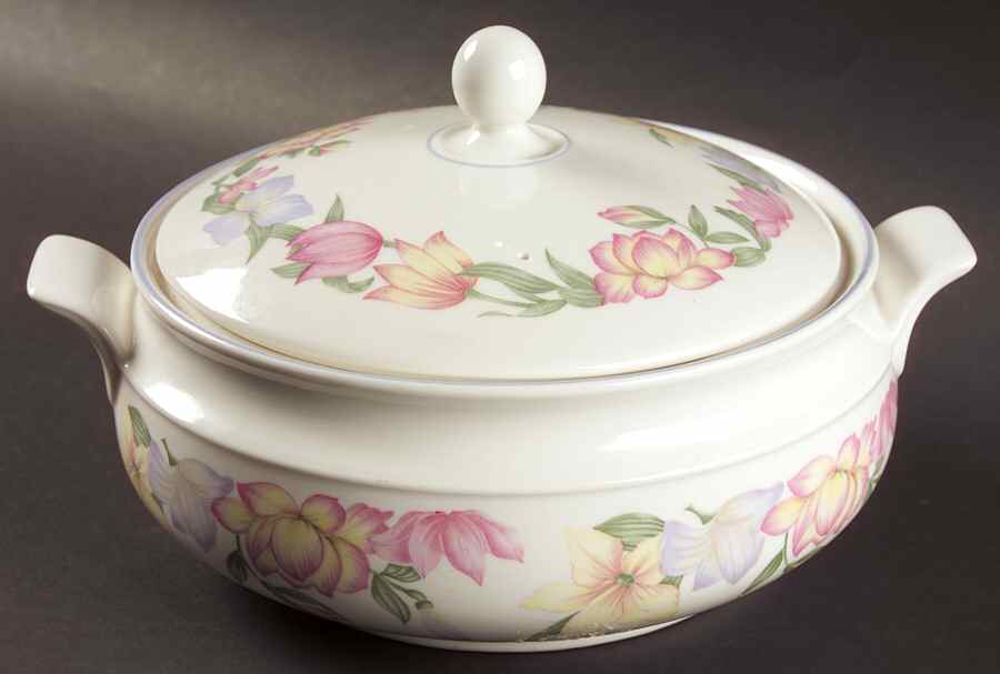 Blooms Round Covered Vegetable by Royal Doulton-1