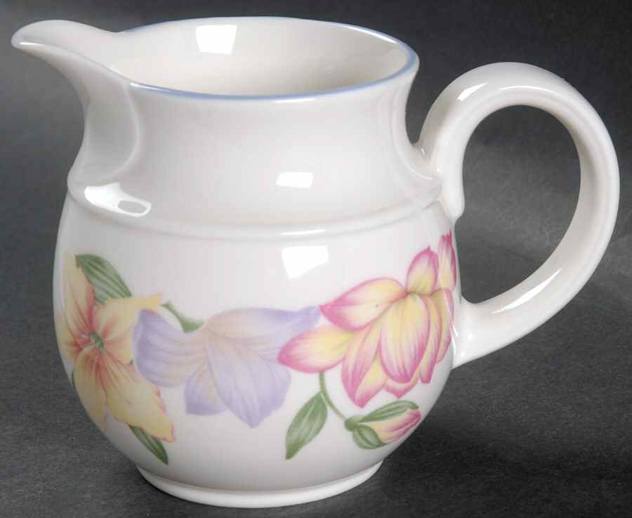 Blooms Creamer by Royal Doulton-1
