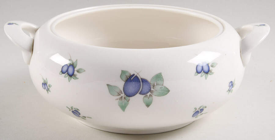 Blueberry Round Vegetable No Lid by Royal Doulton-1