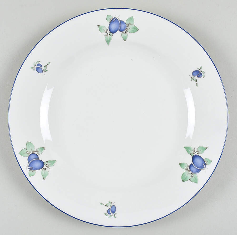 Blueberry Dinner Plate by Royal Doulton-1