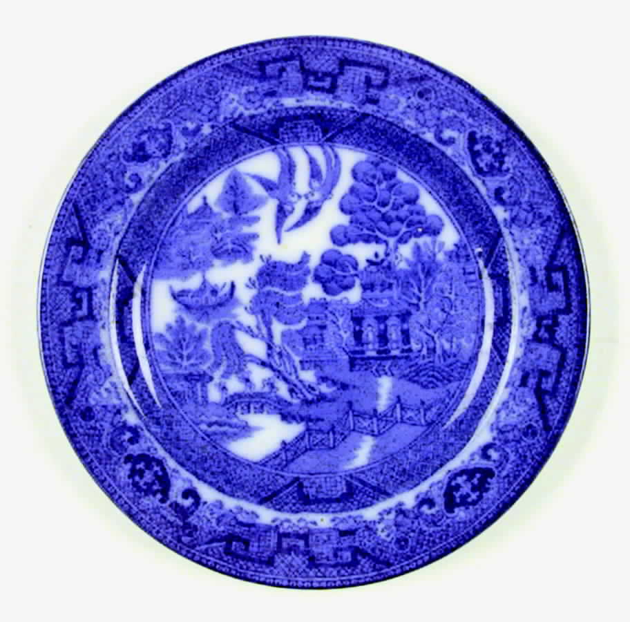 Blue Willow (Flow Blue) Bread & Butter Plate by Royal Doulton-1