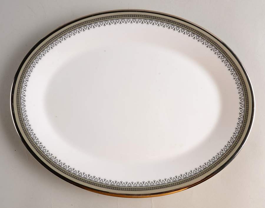 Braemar 13" Oval Serving Platter by Royal Doulton-1