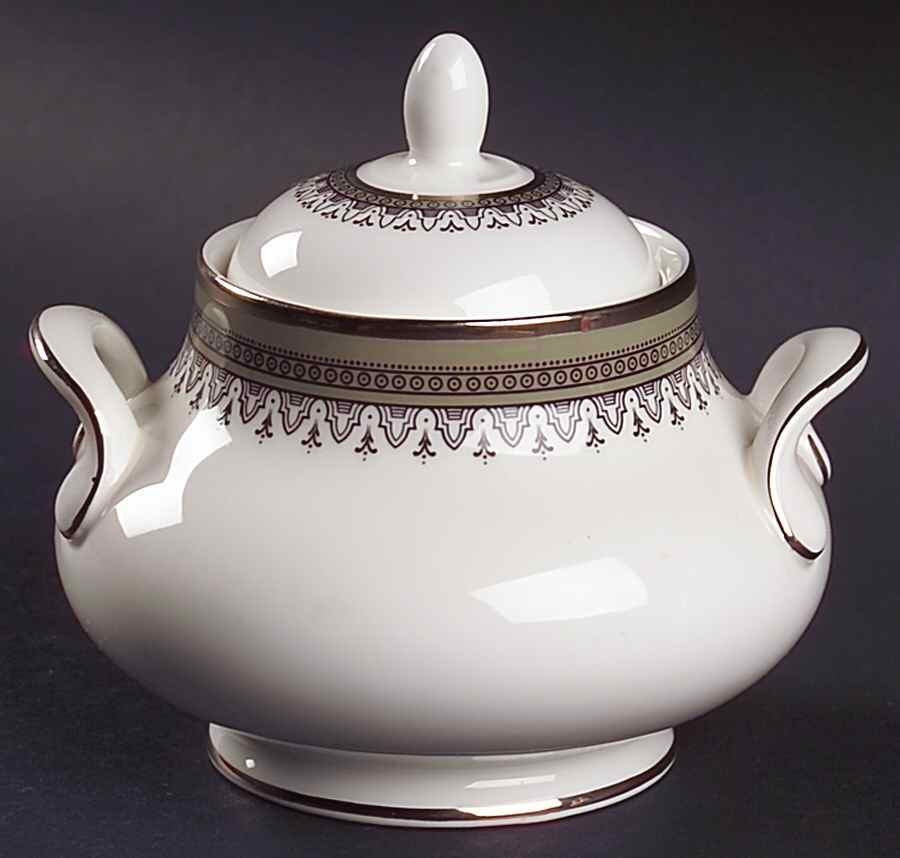 Braemar Sugar Bowl & Lid by Royal Doulton-1