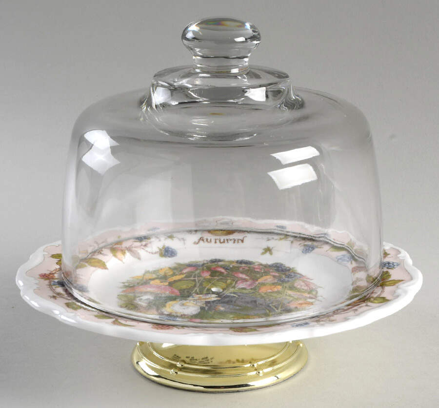 Brambly Hedge 6 1/2"-7 1/2" Footed Cheese Plate w/ Glass Dome HC by Royal Doulton-1