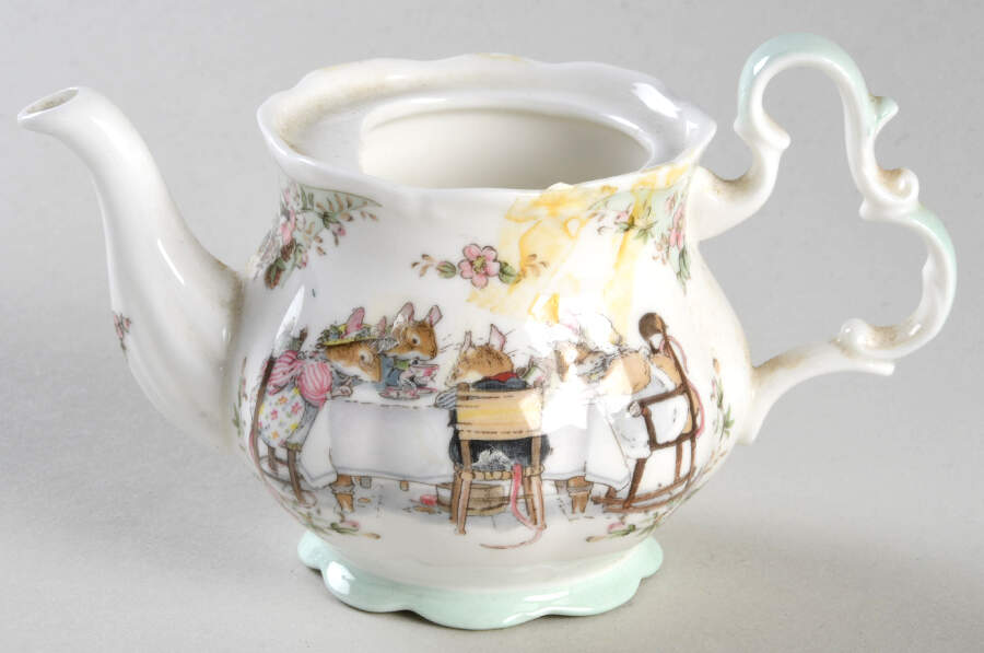 Brambly Hedge Miniature Teapot No Lid by Royal Doulton-1