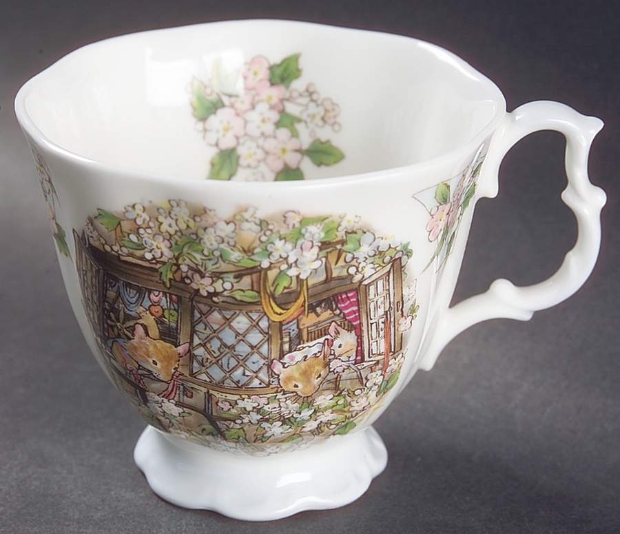 Brambly Hedge Footed Cup by Royal Doulton-1