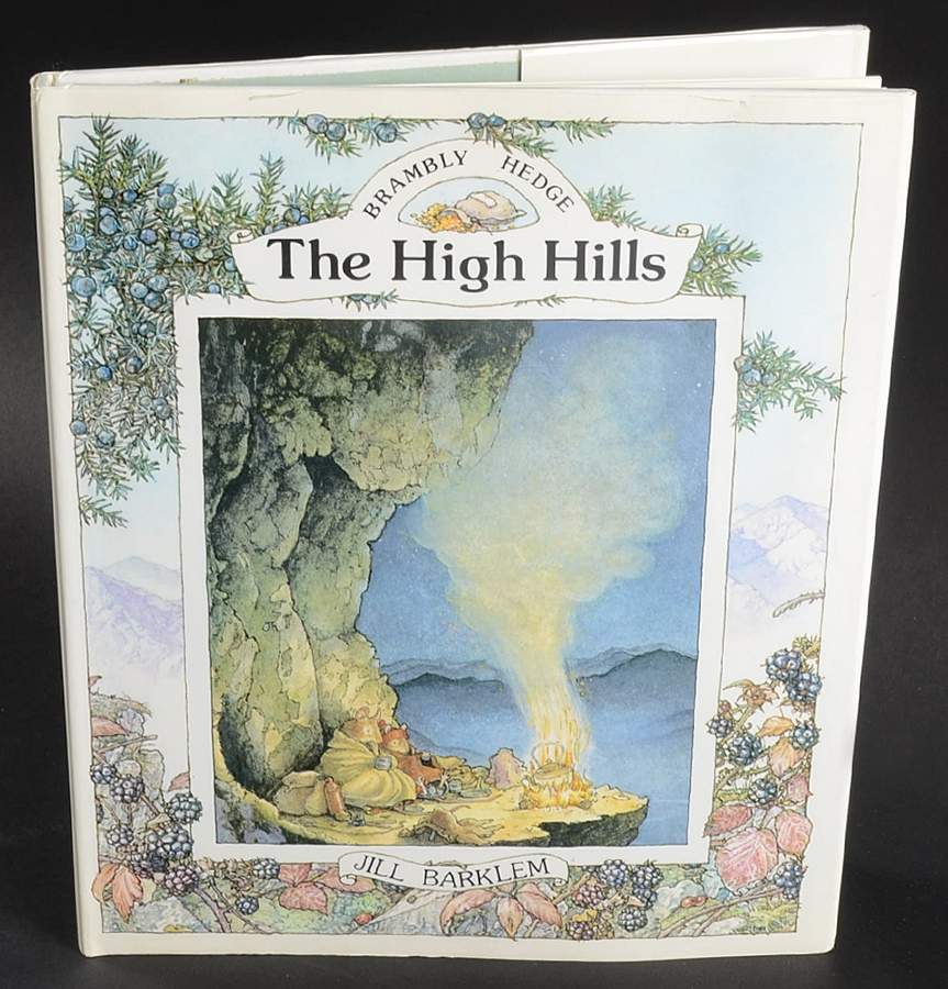 Brambly Hedge Hardback Story Book by Royal Doulton-1