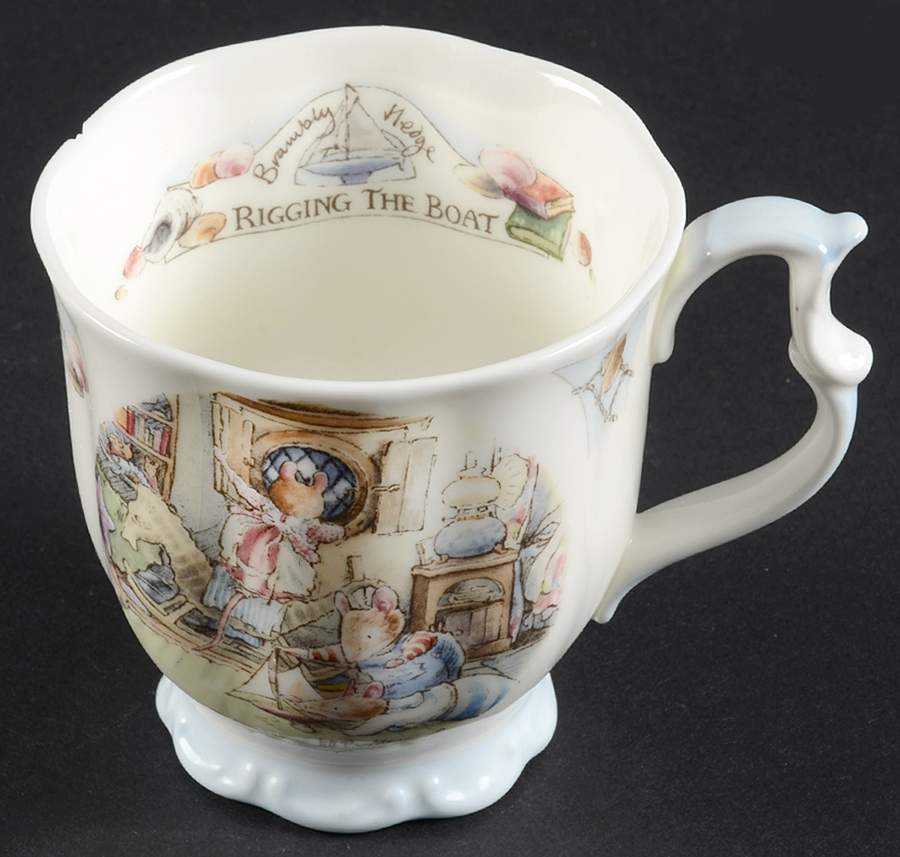 Brambly Hedge Mug by Royal Doulton-1