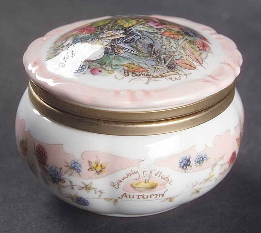 Brambly Hedge Round Hinged Box by Royal Doulton-1