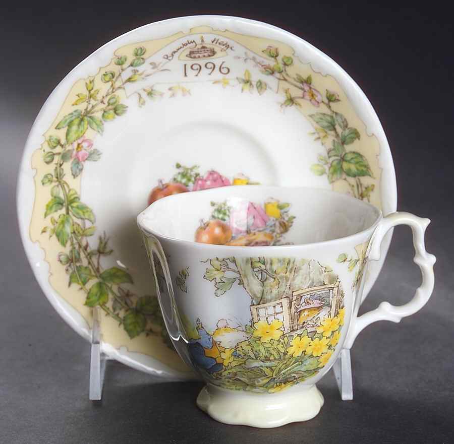 Brambly Hedge Footed Cup & Saucer Set by Royal Doulton-1