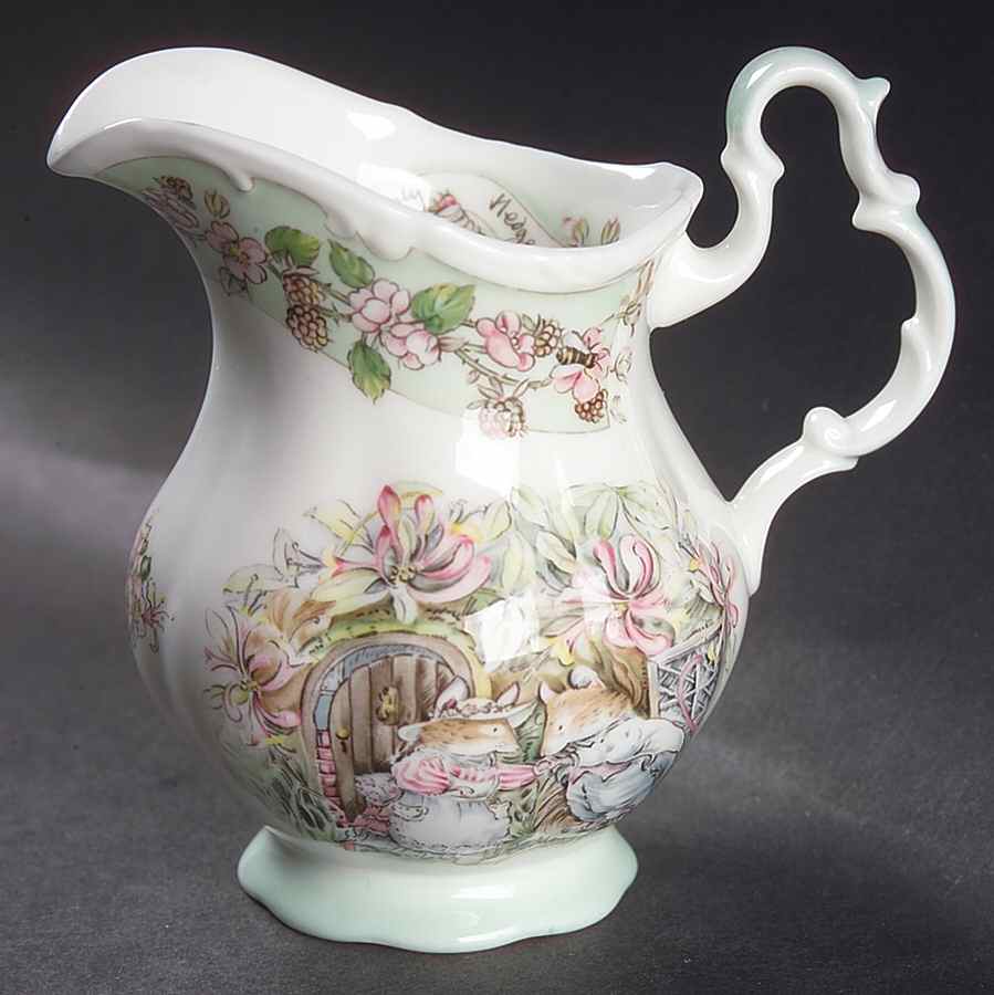 Brambly Hedge Creamer by Royal Doulton-1