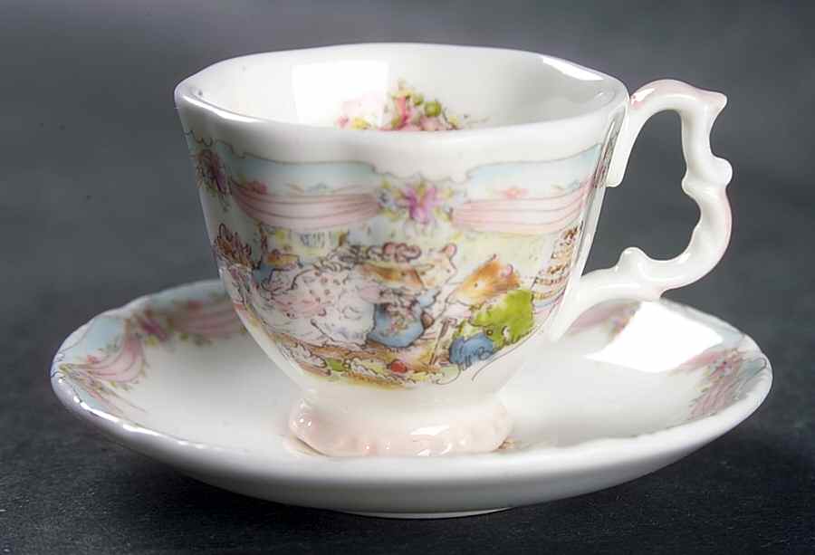 Brambly Hedge Miniature Cup and Saucer Set by Royal Doulton-1