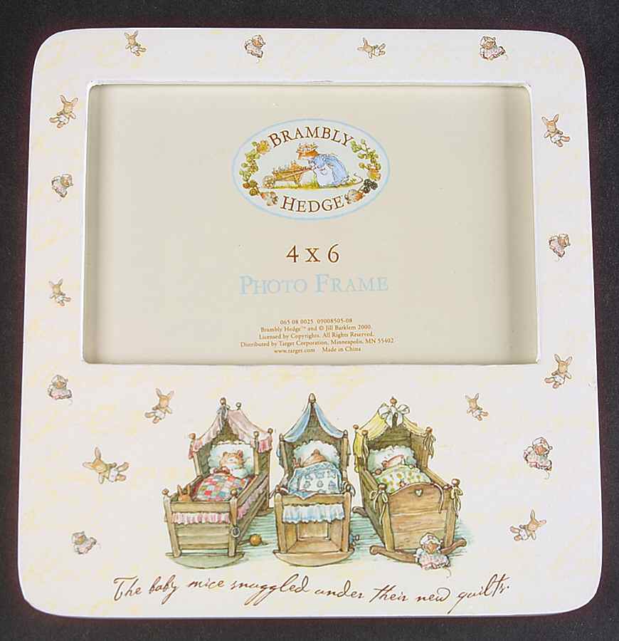 Brambly Hedge Frame-Holds 4" X 6" by Royal Doulton-1