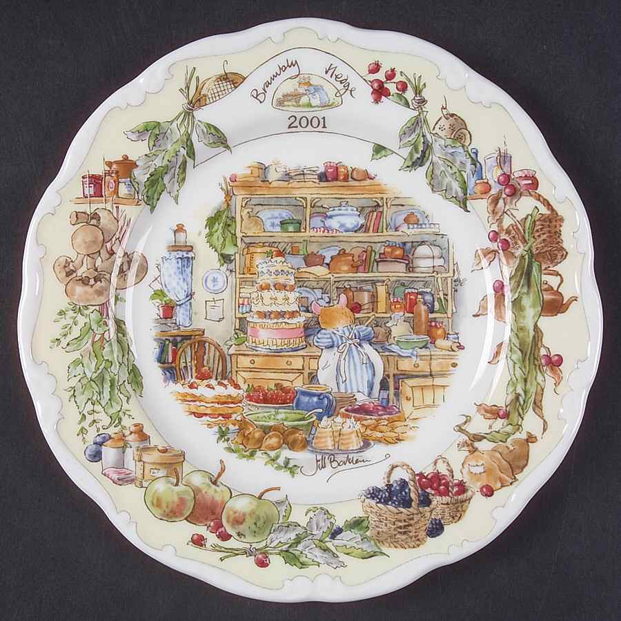 Brambly Hedge 2001 Collector Plate by Royal Doulton-1