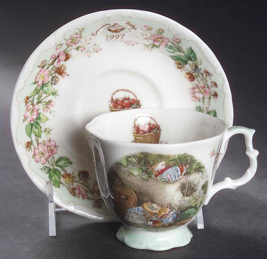 Brambly Hedge Footed Cup & Saucer Set by Royal Doulton-1