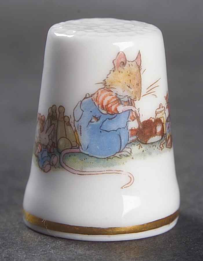 Brambly Hedge Thimble by Royal Doulton-1