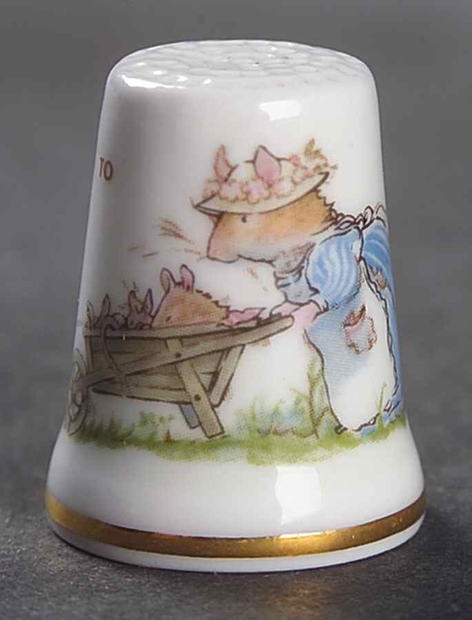 Brambly Hedge Thimble by Royal Doulton-1