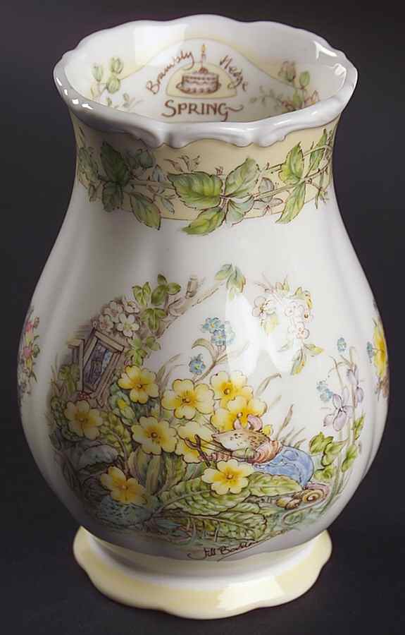 Brambly Hedge 5" Gainsborough Vase by Royal Doulton-1