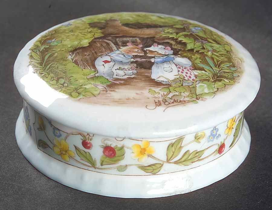 Brambly Hedge Trinket Box with Lid by Royal Doulton-1