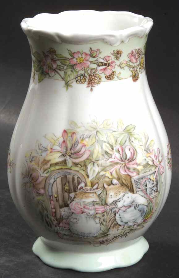 Brambly Hedge 5" Gainsborough Vase by Royal Doulton-1