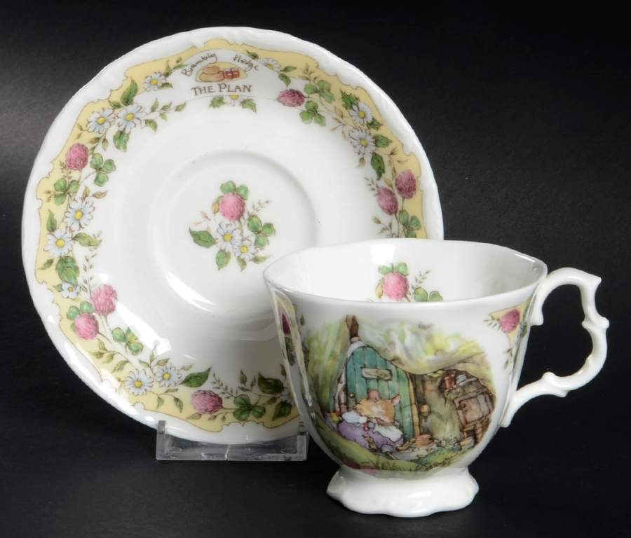 Brambly Hedge Footed Cup & Saucer Set by Royal Doulton-1