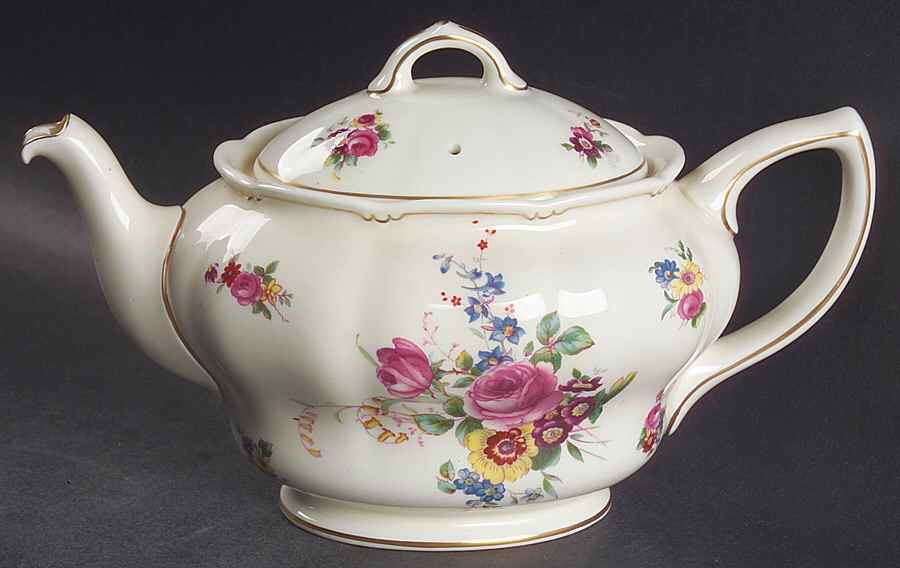 The Bristol Teapot & Lid by Royal Doulton-1