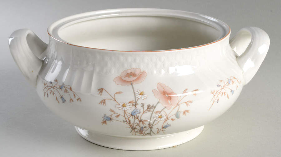 Brienne Round Vegetable No Lid by Royal Doulton-1