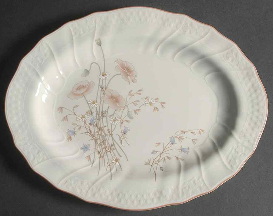 Brienne 13" Oval Serving Platter by Royal Doulton-1