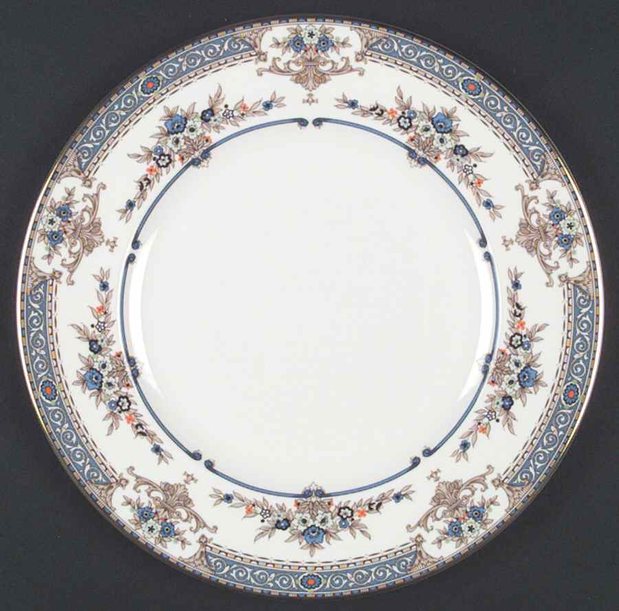 Broadlands Dinner Plate by Royal Doulton-1