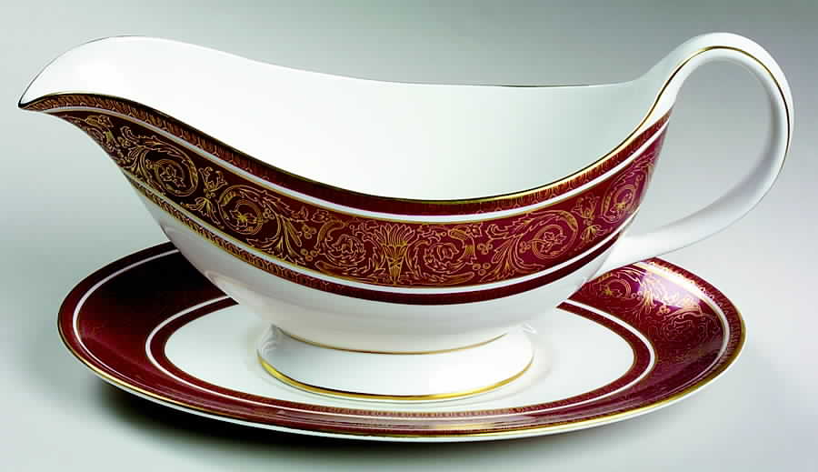 Buckingham Gravy Boat & Underplate by Royal Doulton-1