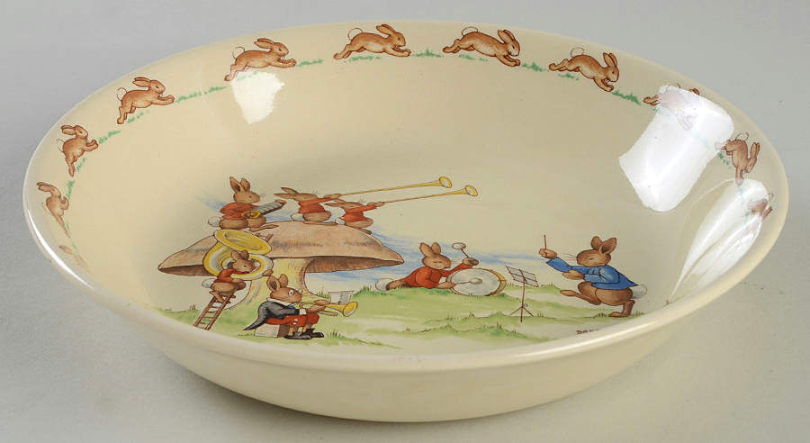 Bunnykins (Albion Shape) Coupe Soup/Porridge Bowl by Royal Doulton-1