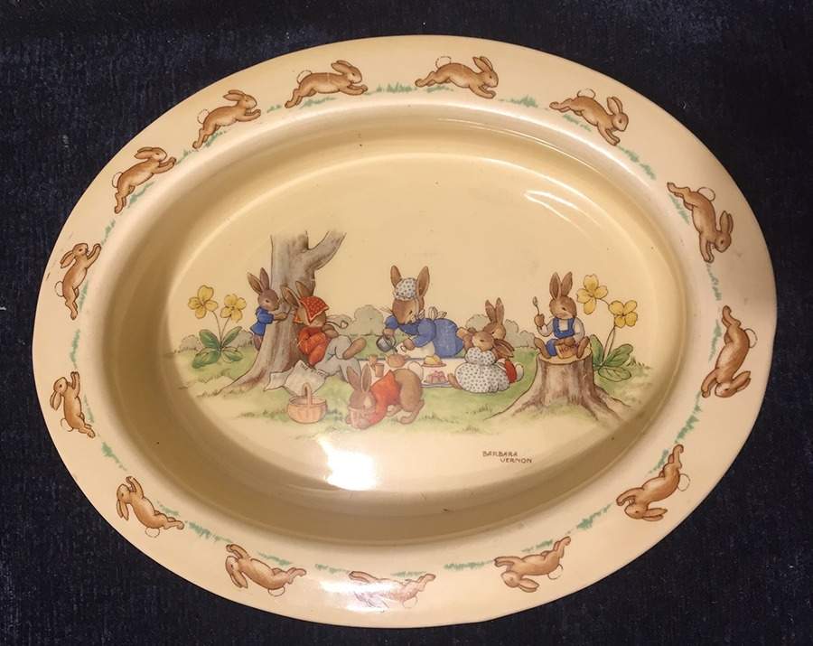 Bunnykins (Albion Shape) 8" Oval Baby Plate by Royal Doulton-1