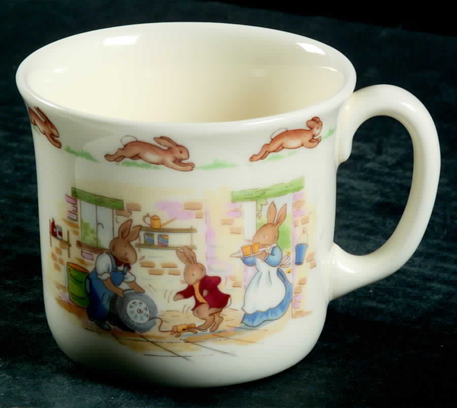 Bunnykins (Albion Shape) 1 Handle Hug a Mug Mug by Royal Doulton-1