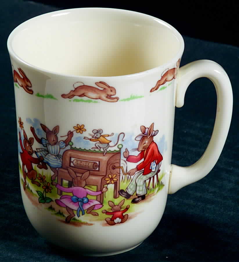 Bunnykins (Albion Shape) 1 Handle Don Beaker by Royal Doulton-1